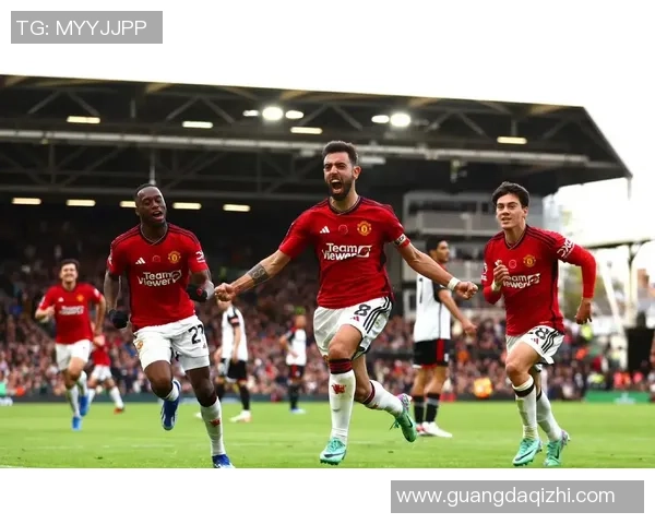 詹俊解说巴黎对曼联精彩录像回顾与赛后分析